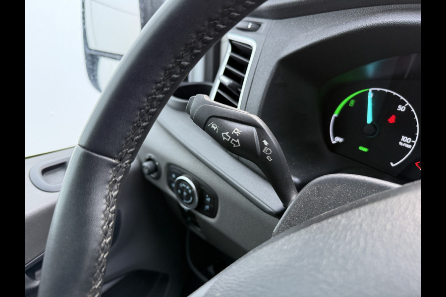 Ford E-Transit 68kWh 184PK 317km WLTP 135kWh Snelladen L2H2 Climate Control Cruise Control Camera Stoelverwarming Parkeersensoren voor achter