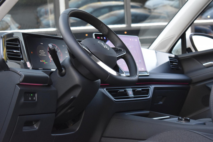 Volkswagen Tiguan 1.5 eTSI Life Edition Lane ACC Camera StuurVw