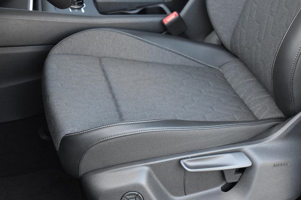 Volkswagen Tiguan 1.5 eTSI Life Edition Lane ACC Camera StuurVw