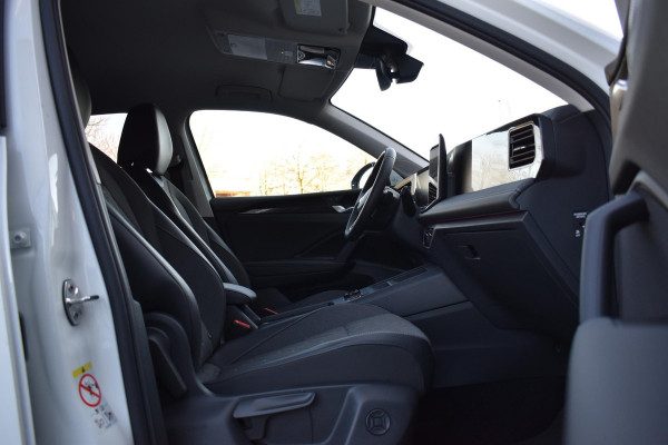 Volkswagen Tiguan 1.5 eTSI Life Edition Lane ACC Camera StuurVw