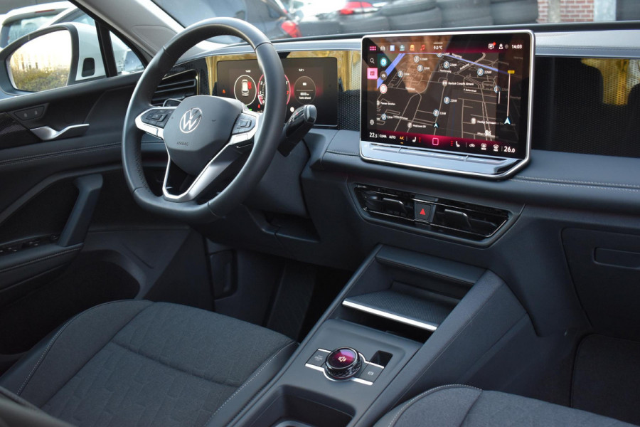 Volkswagen Tiguan 1.5 eTSI Life Edition Lane ACC Camera StuurVw