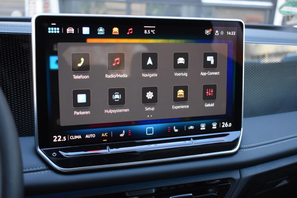 Volkswagen Tiguan 1.5 eTSI Life Edition Lane ACC Camera StuurVw