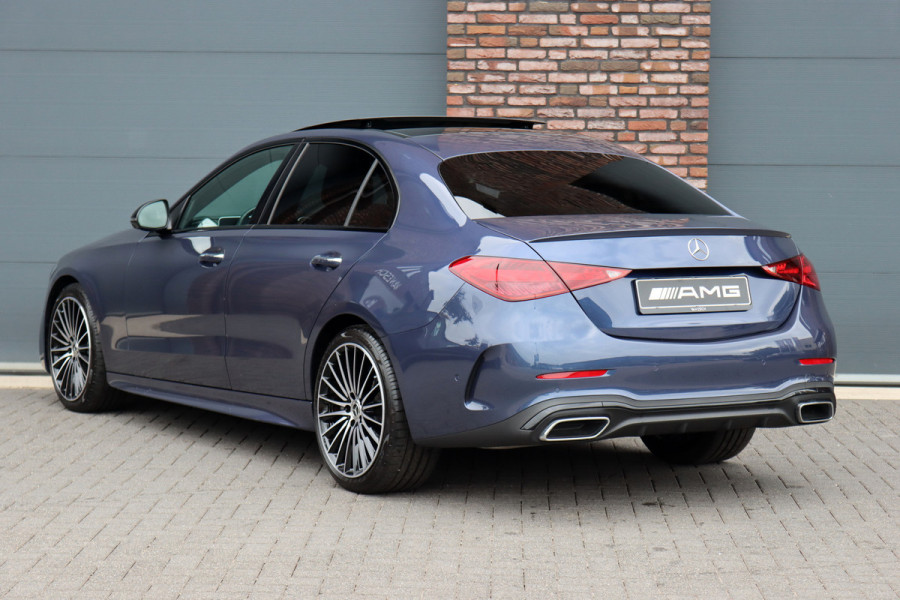 Mercedes-Benz C-Klasse 220 d AMG Line | Panoramadak | Surround Camera | Memory | Digital Light | Advanced Sound System | HUD | Keyless Go | Verwarmd Stuurwiel | Augmented Reality |