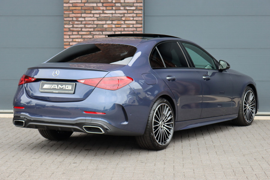 Mercedes-Benz C-Klasse 220 d AMG Line | Panoramadak | Surround Camera | Memory | Digital Light | Advanced Sound System | HUD | Keyless Go | Verwarmd Stuurwiel | Augmented Reality |