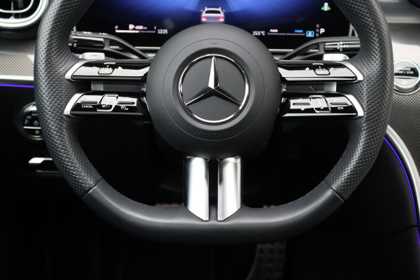 Mercedes-Benz C-Klasse 220 d AMG Line | Panoramadak | Surround Camera | Memory | Digital Light | Advanced Sound System | HUD | Keyless Go | Verwarmd Stuurwiel | Augmented Reality |