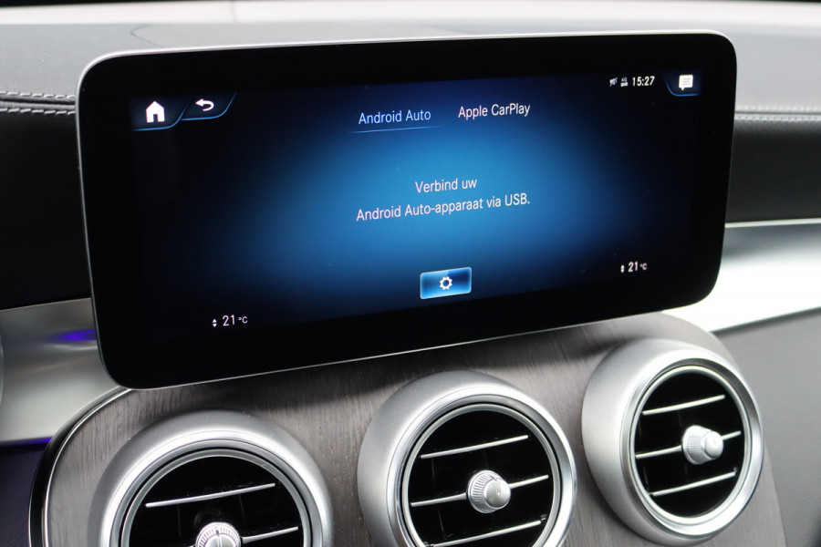 Mercedes-Benz GLC 300e 4MATIC AMG Line | Panoramadak | Trekhaak | Multibeam LED | Stoelverwarming | Camera | Dodehoekassistent | Spoorpakket | Sfeerverlichting | Zitcomfortpakket |