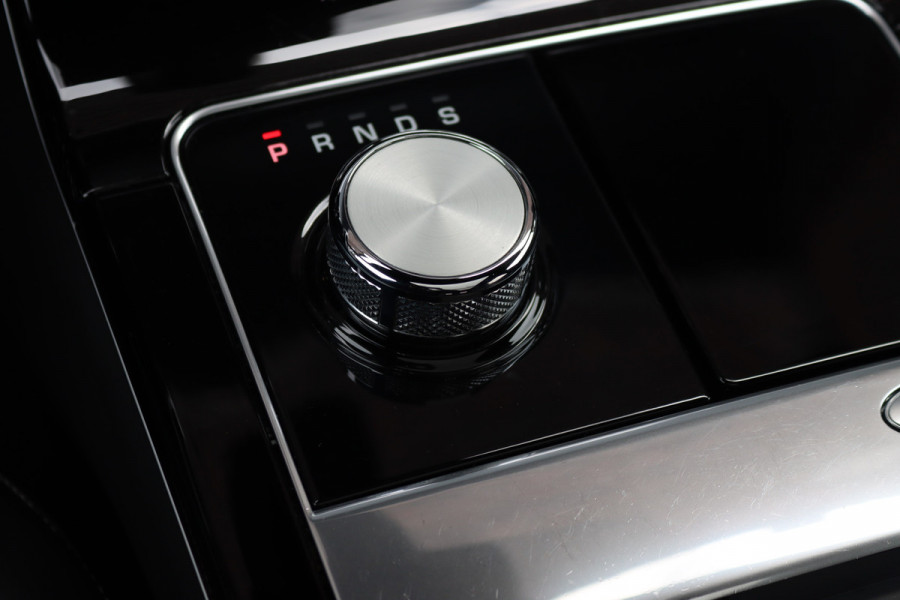 Land Rover Range Rover Velar 5.0 V8 SV Autobiography Dynamic Edition Aut8 | Panoramadak | Adaptieve Cruise Control | Meridian Signature | Massage | Stoelventilatie | Verwarmd Stuurwiel | HUD |