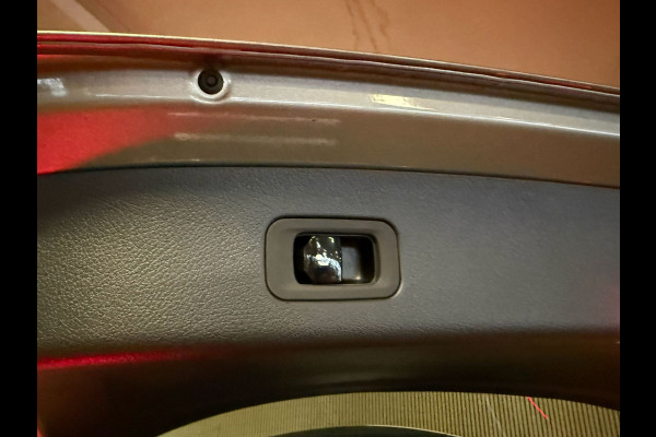 Mercedes-Benz GLC 300e 4 Matic AMG STYLING-PANORAMA-MEMORY-TREKHAAK-CAMERA-LEDER-COMPLEET