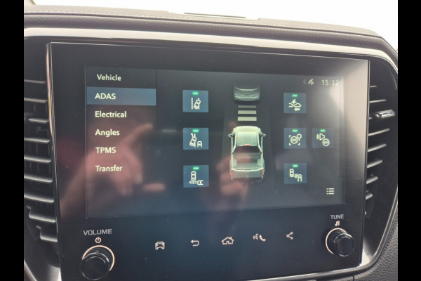 Isuzu D-max V-Cross MY25 Double Cab verlengd 5-persoons BPM vrij trekhaak 3500 Kg trekgewicht