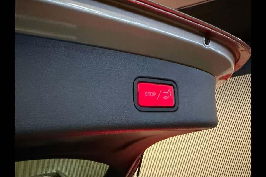 Mercedes-Benz GLC 300e 4 Matic AMG STYLING-PANORAMA-MEMORY-TREKHAAK-CAMERA-LEDER-COMPLEET