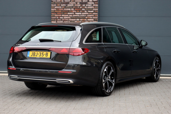 Mercedes-Benz E-Klasse Estate 300 e Luxury Line Aut9 | Distronic Pro | Keyless Go | Camera | Dodehoekassistent | High Perf. LED | Zitcomfortpakket |