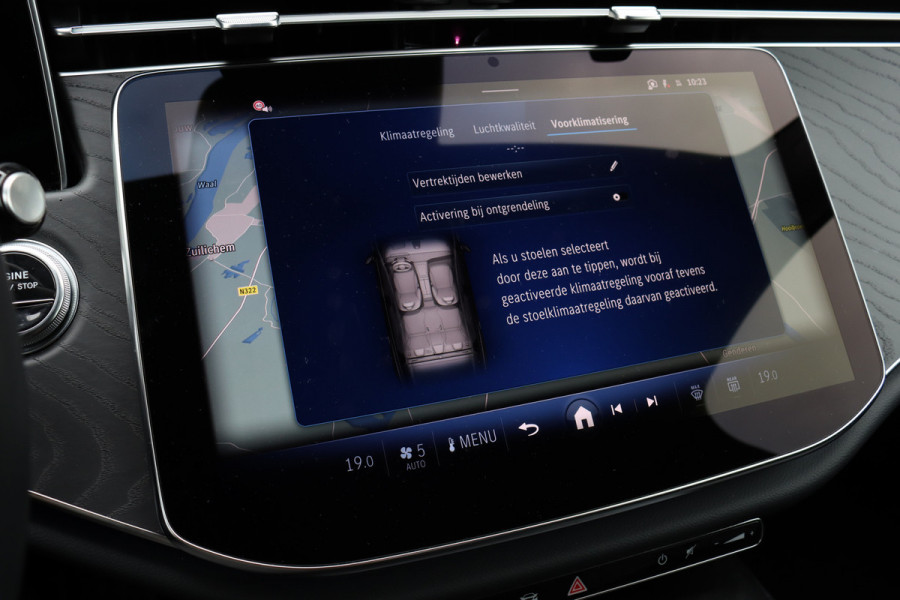 Mercedes-Benz E-Klasse Estate 300 e Luxury Line Aut9 | Distronic Pro | Keyless Go | Camera | Dodehoekassistent | High Perf. LED | Zitcomfortpakket |