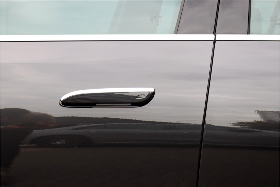 Mercedes-Benz E-Klasse Estate 300 e Luxury Line Aut9 | Distronic Pro | Keyless Go | Camera | Dodehoekassistent | High Perf. LED | Zitcomfortpakket |