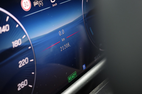 Mercedes-Benz E-Klasse Estate 300 e Luxury Line Aut9 | Distronic Pro | Keyless Go | Camera | Dodehoekassistent | High Perf. LED | Zitcomfortpakket |