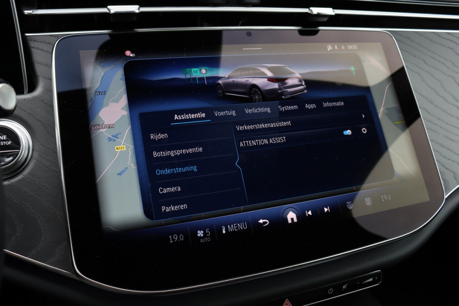 Mercedes-Benz E-Klasse Estate 300 e Luxury Line Aut9 | Distronic Pro | Keyless Go | Camera | Dodehoekassistent | High Perf. LED | Zitcomfortpakket |