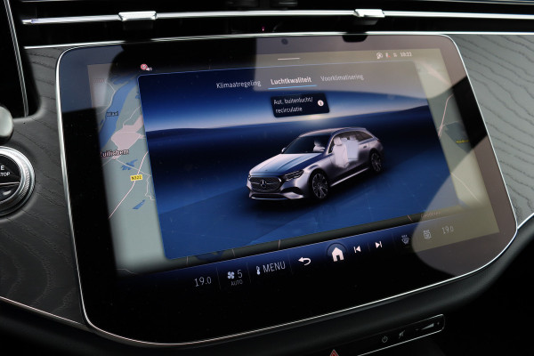 Mercedes-Benz E-Klasse Estate 300 e Luxury Line Aut9 | Distronic Pro | Keyless Go | Camera | Dodehoekassistent | High Perf. LED | Zitcomfortpakket |