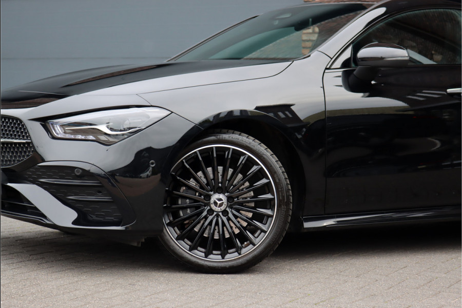 Mercedes-Benz CLA-Klasse Shooting Brake 250 e AMG Line Aut8 | Facelift | Panoramadak | Distronic Pro | Verwarmd Stuurwiel | Widescreen | Keyless Go | Surround Camera | Multibeam LED |