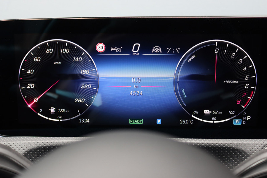 Mercedes-Benz CLA-Klasse Shooting Brake 250 e AMG Line Aut8 | Facelift | Panoramadak | Distronic Pro | Verwarmd Stuurwiel | Widescreen | Keyless Go | Surround Camera | Multibeam LED |