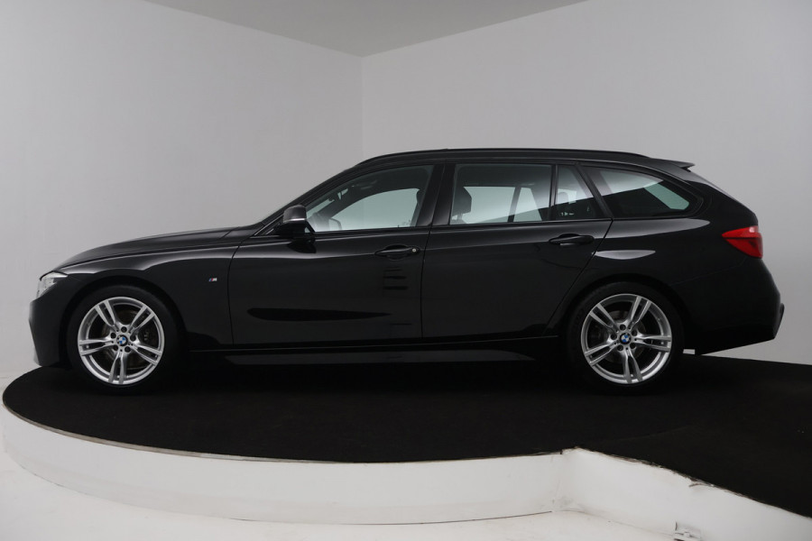 BMW 3 Serie Touring 330i High Executive (PANORAMADAK, STOELVERWARMING, LEER, NAVIGATIE, PARKEERSENSOREN)