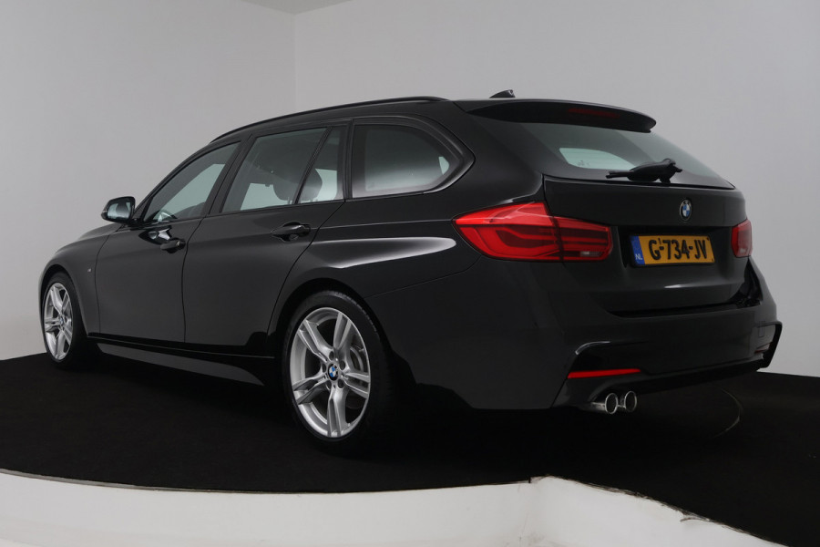 BMW 3 Serie Touring 330i High Executive (PANORAMADAK, STOELVERWARMING, LEER, NAVIGATIE, PARKEERSENSOREN)