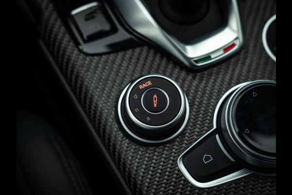 Alfa Romeo Giulia 2.9 V6 Quadrifoglio MY25 | Harman/Kardon | Adapt. cruise | CarPlay