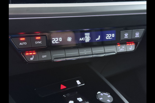 Audi Q4 e-tron 50 Quattro Launch Ed. Advanced Plus 82kWh SOH 95% Leder Warmtepomp Navi Camera Adap.Cruise Elek.Stoelen+Memory+Verwarming Apple  Elek.Achterklep DAB Matrix LED Lmv Keyless 1e Eigenaar Origineel Nederlandse Auto Dealeronderhouden