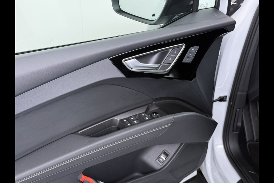 Audi Q4 e-tron 50 Quattro Launch Ed. Advanced Plus 82kWh SOH 95% Leder Warmtepomp Navi Camera Adap.Cruise Elek.Stoelen+Memory+Verwarming Apple  Elek.Achterklep DAB Matrix LED Lmv Keyless 1e Eigenaar Origineel Nederlandse Auto Dealeronderhouden
