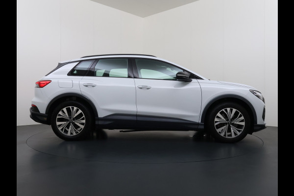 Audi Q4 e-tron 50 Quattro Launch Ed. Advanced Plus 82kWh SOH 95% Leder Warmtepomp Navi Camera Adap.Cruise Elek.Stoelen+Memory+Verwarming Apple  Elek.Achterklep DAB Matrix LED Lmv Keyless 1e Eigenaar Origineel Nederlandse Auto Dealeronderhouden
