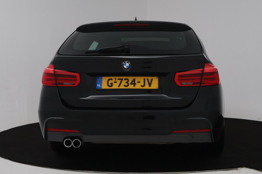 BMW 3 Serie Touring 330i High Executive (PANORAMADAK, STOELVERWARMING, LEER, NAVIGATIE, PARKEERSENSOREN)