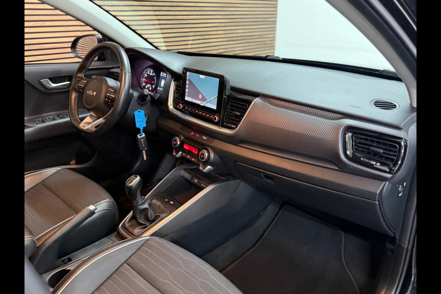 Kia Stonic 1.0 T-GDi 120pk MHEV GT-Line | LED | Camera | Navigatie | Climatronic | CarPlay /DAB+ | Lane-assist | Cruisecontrole |