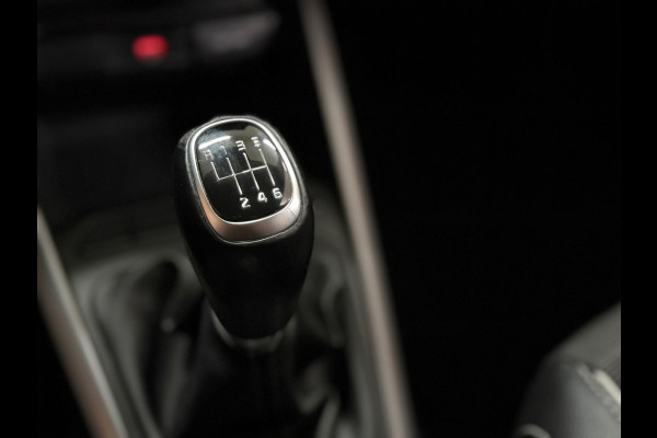 Kia Stonic 1.0 T-GDi 120pk MHEV GT-Line | LED | Camera | Navigatie | Climatronic | CarPlay /DAB+ | Lane-assist | Cruisecontrole |