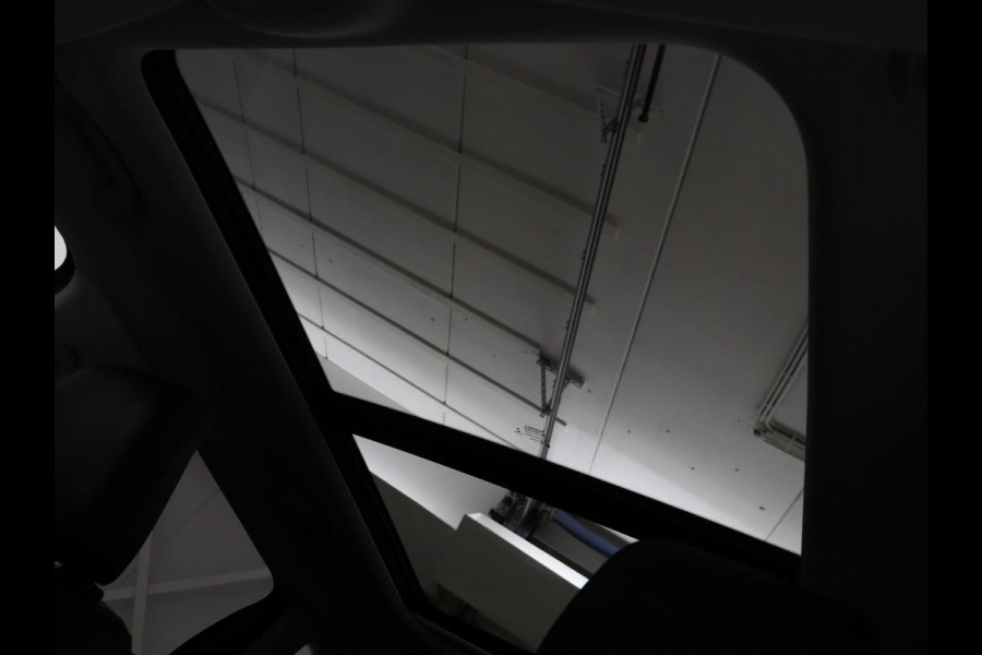 Jeep Compass 4xe 190 Plug-in Electric Limited | Panoramadak | Leder | Trekhaak | Stoelverwarming | 19'' | Carplay | Camera | Adaptive cruise | Navigatie | Full LED | PHEV