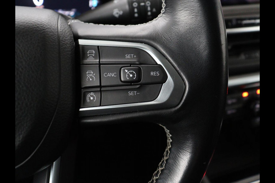 Jeep Compass 4xe 190 Plug-in Electric Limited | Panoramadak | Leder | Trekhaak | Stoelverwarming | 19'' | Carplay | Camera | Adaptive cruise | Navigatie | Full LED | PHEV