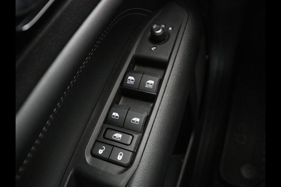 Jeep Compass 4xe 190 Plug-in Electric Limited | Panoramadak | Leder | Trekhaak | Stoelverwarming | 19'' | Carplay | Camera | Adaptive cruise | Navigatie | Full LED | PHEV