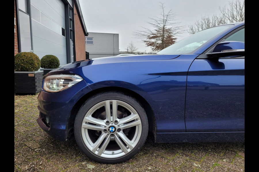 BMW 1-serie 116i Executive, Sport-stoelen, Nieuwe Vanos! (€1300,-)