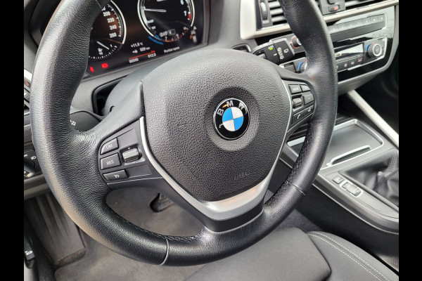 BMW 1-serie 116i Executive, Sport-stoelen, Nieuwe Vanos! (€1300,-)