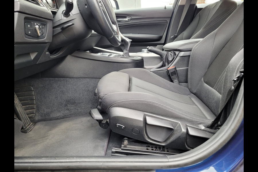 BMW 1-serie 116i Executive, Sport-stoelen, Nieuwe Vanos! (€1300,-)