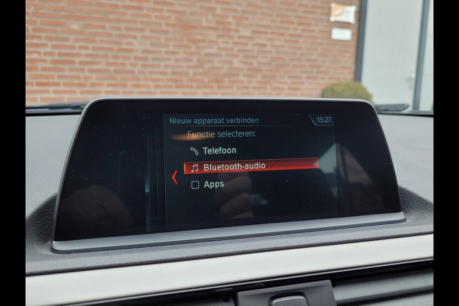 BMW 1-serie 116i Executive, Sport-stoelen, Nieuwe Vanos! (€1300,-)