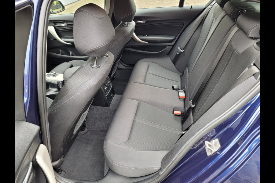 BMW 1-serie 116i Executive, Sport-stoelen, Nieuwe Vanos! (€1300,-)