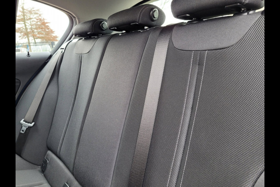 BMW 1-serie 116i Executive, Sport-stoelen, Nieuwe Vanos! (€1300,-)
