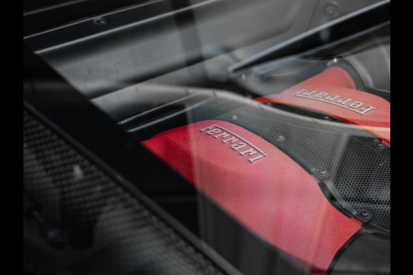 Ferrari F8 Tributo 3.9 V8 HELE | Carbon velgen | Pass. display | Lift | Daytona racing seats