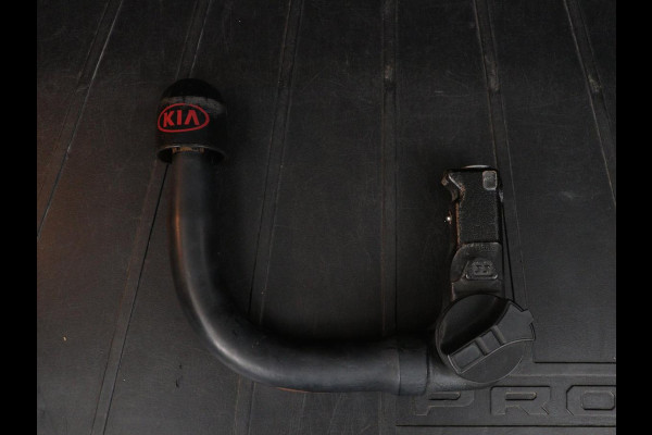 Kia ProCeed 1.5 T-GDI GT-Line | Panoramadak | Stoelverwarming | Trekhaak | Leder/Alcantara | Carplay | Stuurverwarming | Camera | Navigatie | Keyless | Full LED | Parkeerhulp | Cruise control