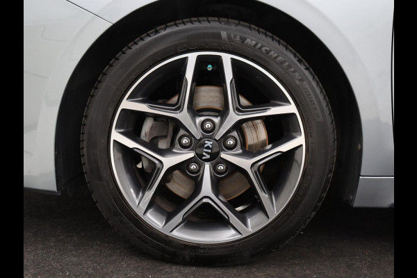 Kia ProCeed 1.5 T-GDI GT-Line | Panoramadak | Stoelverwarming | Trekhaak | Leder/Alcantara | Carplay | Stuurverwarming | Camera | Navigatie | Keyless | Full LED | Parkeerhulp | Cruise control