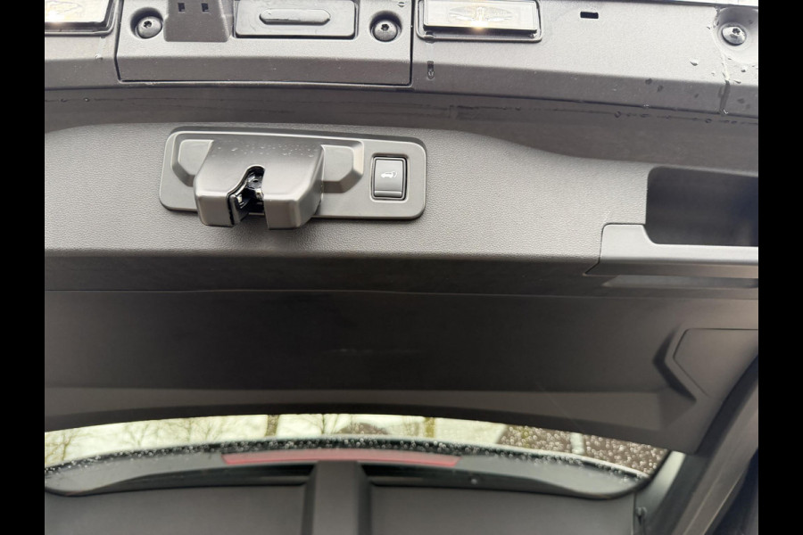 Renault Scénic E-Tech EV87 long range esprit Alpine WARMTEPOMP | AFNEEMBARE TREKHAAK | 360 CAMERA | PANO | STOEL- & STUURWIELVERWARMING | ORIG. NL AUTO | 1E EIGENAAR | TOPSTAAT | RIJKLAARPRIJS MET RESTERENDE FABRIEKSGARANTIE