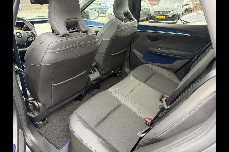 Renault Scénic E-Tech EV87 long range esprit Alpine WARMTEPOMP | AFNEEMBARE TREKHAAK | 360 CAMERA | PANO | STOEL- & STUURWIELVERWARMING | ORIG. NL AUTO | 1E EIGENAAR | TOPSTAAT | RIJKLAARPRIJS MET RESTERENDE FABRIEKSGARANTIE