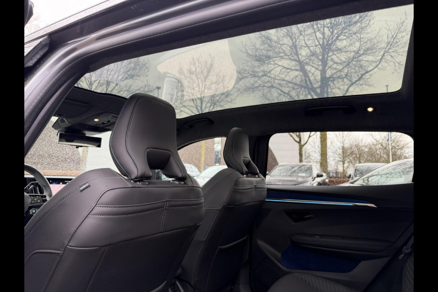 Renault Scénic E-Tech EV87 long range esprit Alpine WARMTEPOMP | AFNEEMBARE TREKHAAK | 360 CAMERA | PANO | STOEL- & STUURWIELVERWARMING | ORIG. NL AUTO | 1E EIGENAAR | TOPSTAAT | RIJKLAARPRIJS MET RESTERENDE FABRIEKSGARANTIE
