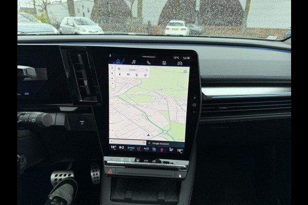 Renault Scénic E-Tech EV87 long range esprit Alpine WARMTEPOMP | AFNEEMBARE TREKHAAK | 360 CAMERA | PANO | STOEL- & STUURWIELVERWARMING | ORIG. NL AUTO | 1E EIGENAAR | TOPSTAAT | RIJKLAARPRIJS MET RESTERENDE FABRIEKSGARANTIE