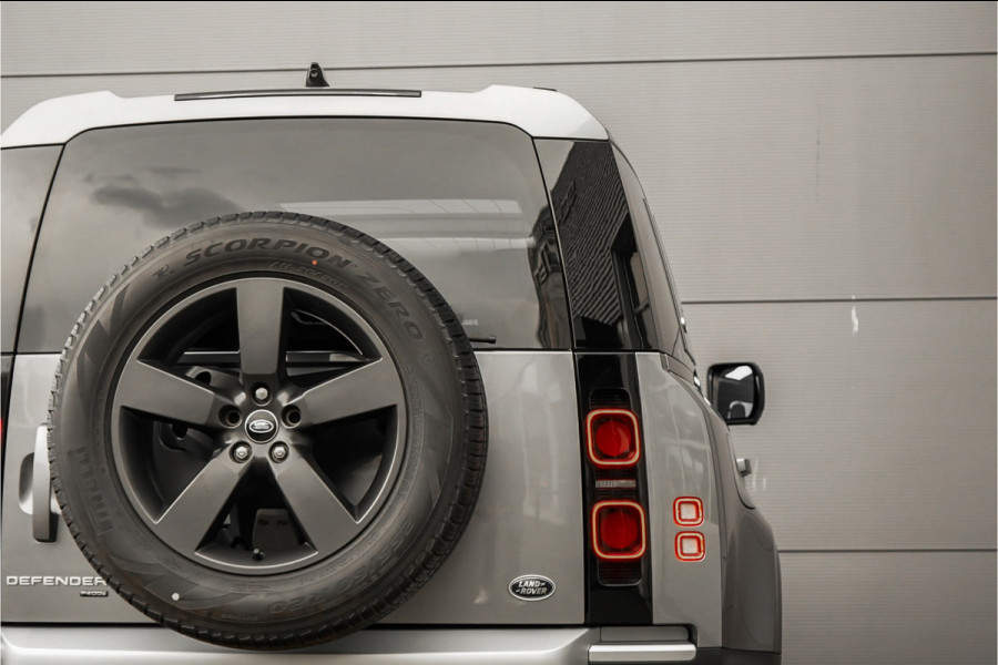 Land Rover Defender 110 2.0 P400e Pano HUD ACC Stuur & Stoelverw