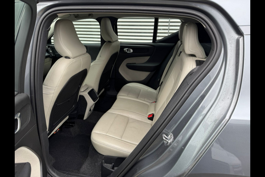 Volvo XC40 2.0 T4 Momentum Leder Parkeercamera 190pk