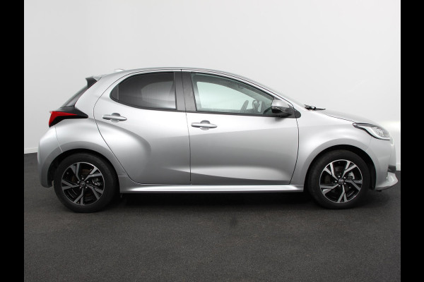 Toyota Yaris 1.5 Hybrid Dynamic Automaat | Navigatie | Climate control | Cruise control adaptive | LED | Achteruitrijcamera | Lane assist | Apple Carplay/ Android Auto | Keyless start